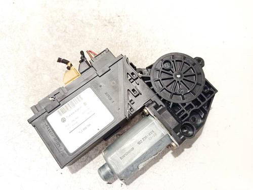 Used Right rear window motor Right rear window motor 34878677 34878677