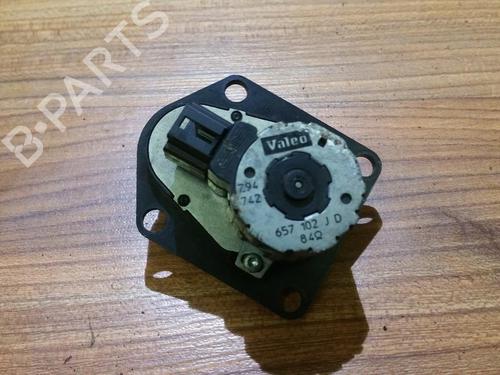 Used Electronic module Electronic module CITROËN C5 I (DC_) 1.8 16V (DC6FZB, DC6FZE) (115 hp) 33526779 33526779