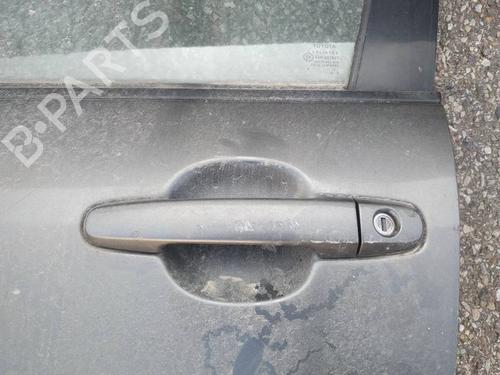front-left-exterior-door-handle-toyota-corolla-_e12_-2001-2002-2003-2004-2005-2006-2007-2008-35236152 main image