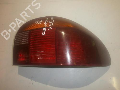 right-taillight-ford-mondeo-i-gbp-1993-1994-1995-1996-35665667 main image