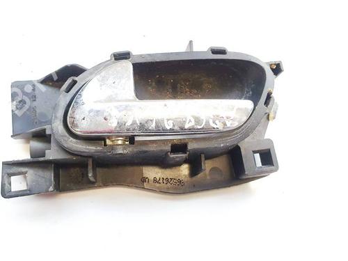 Used Rear left interior door handle Rear left interior door handle PEUGEOT 407 (6D_) 2.0 (6DRFNB, 6DRFNE) (136 hp) 35271004 35271004