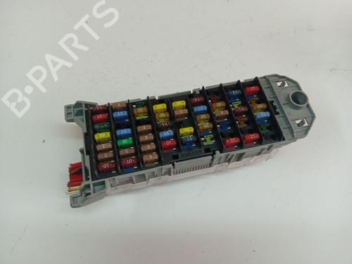 Used Fuse box Fuse box 37227740 37227740