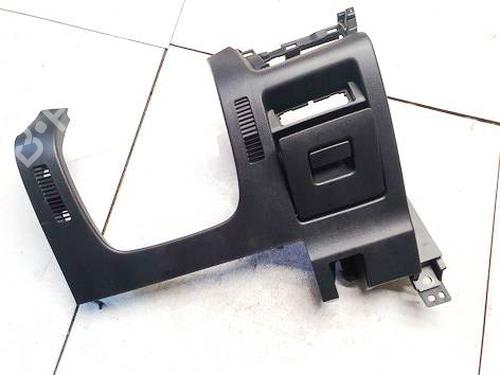 Used Glove box Glove box MAZDA CX-30 (DM) 2.5 e-SKYACTIV-G (DM5W) (140 hp) 39757831 39757831