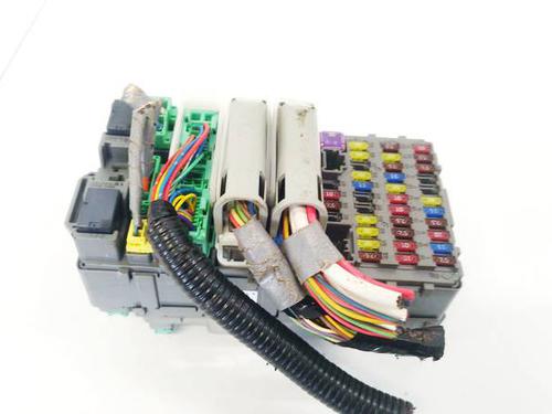 Used Fuse box Fuse box HONDA CIVIC VIII Saloon (FD, FA) 1.3 IMA (FA3, FD3) (95 hp) 32608093 32608093