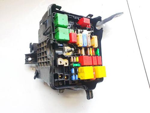 Used Fuse box Fuse box PEUGEOT 208 I (CA_, CC_) 1.2 VTI 82 (82 hp) 32563245 32563245