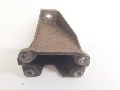 Støtte Støtte AUDI A4 B5 (8D2) 1.8 (125 hp) 32618863 32618863