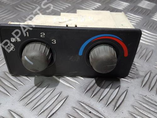 Used Climate control Climate control OPEL SINTRA (APV) 3.0 i 24V (OUN16, Y94) (201 hp) 35698093 35698093