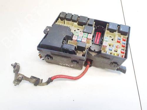 Used Fuse box VOLVO V50 (545) 2.0 D (136 hp) 32628216