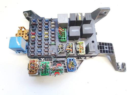 Used Fuse box Fuse box FORD MONDEO III (B5Y) 2.0 TDCi (130 hp) 32964805 32964805