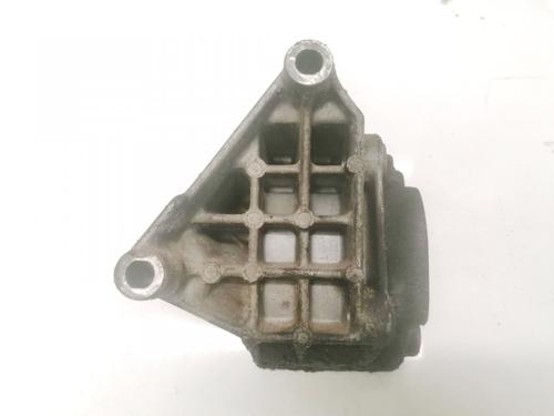 Used Support Support RENAULT 19 I (B/C53_) 1.7 (B/C53B) (73 hp) 32897632 32897632