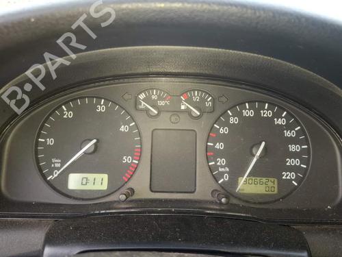 Fuse box VW PASSAT B5 Variant (3B5) 1.9 TDI | BP33749915E1  - Image 11