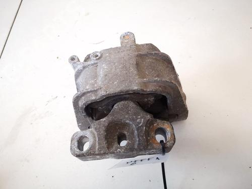 Used Engine mount Engine mount VW JETTA III (1K2) 1.6 FSI (115 hp) 32905122 32905122