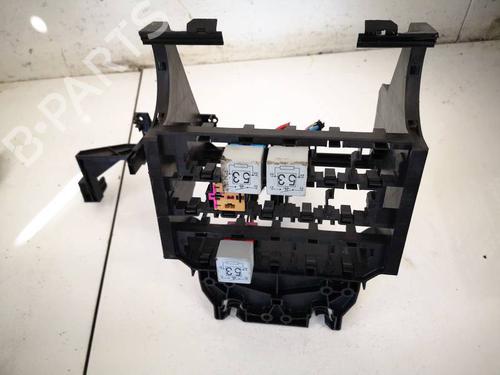 fuse-box-skoda-roomster-5j7-2006-2007-2008-2009-2010-2011-2012-2013-2014-2015-32560499 main image