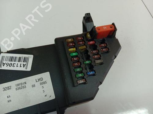 Fuse box OPEL VECTRA C (Z02) 1.9 CDTI (F69) | BP34712705E1 - Image 3