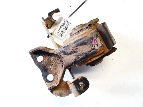 Used Engine mount MAZDA PREMACY (CP) 2.0 TD (101 hp) 33098110