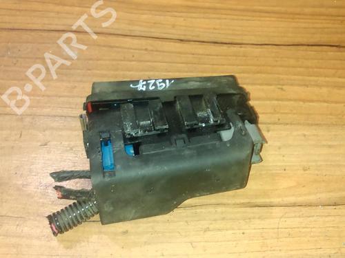 Used Fuse box Fuse box FORD MONDEO IV Saloon (BA7) 2.0 LPG (145 hp) 33531100 33531100
