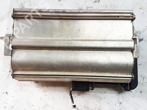 Used Passenger airbag Passenger airbag VW GOLF IV (1J1) 1.9 TDI (110 hp) 33529977 33529977