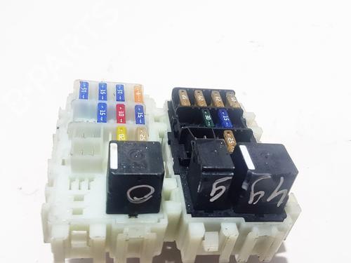 Used Fuse box Fuse box VOLVO XC60 I SUV (156) 2.4 D (175 hp) 33100747 33100747