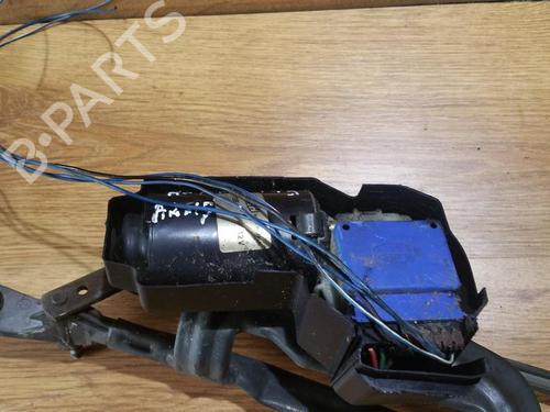 Used Front wiper motor Front wiper motor ALFA ROMEO 146 (930_) 1.9 TD (930.B4A) (90 hp) 35651523 35651523