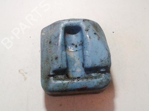 Used Windscreen washer tank Windscreen washer tank VW PASSAT B2 (32B) 1.6 (75 hp) 35854013 35854013
