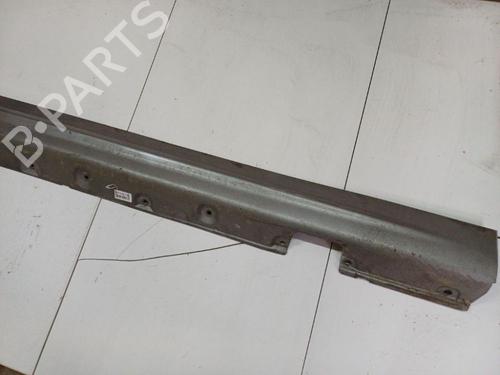 Used Right sideskirt Right sideskirt 38790518 38790518
