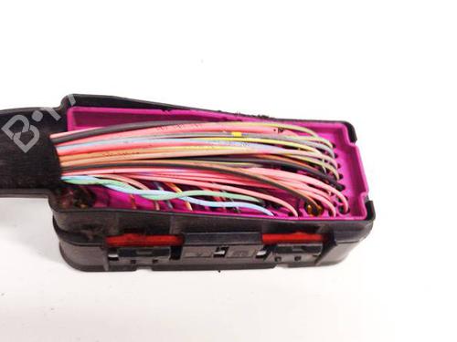 Fuse box OPEL ASTRA H (A04) 1.6 (L48) | BP33613081E1 - Image 3