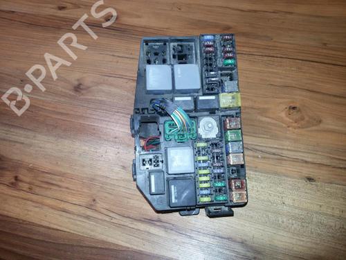 fuse-box-ford-mondeo-iii-b5y-2000-2001-2002-2003-2004-2005-2006-2007-33501552 main image