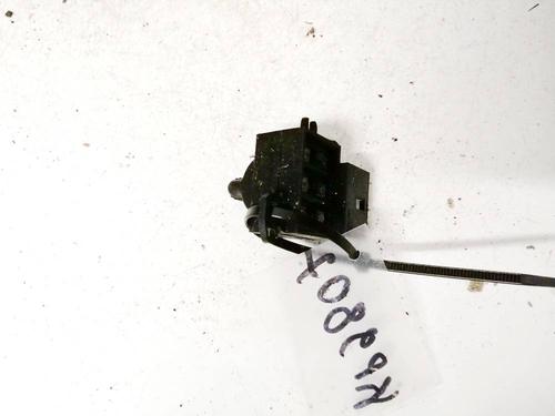 switch-chrysler-pt-cruiser-pt_-2000-2001-2002-2003-2004-2005-2006-2007-2008-2009-2010-32600850 main image