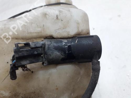 washer-pump-mazda-626-v-gf-1997-1998-1999-2000-2001-2002-2003-2004-2005-2006-35846287 main image