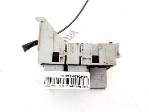 Used Fuse box Fuse box OPEL MERIVA A MPV (X03) 1.7 CDTI (E75) (100 hp) 32947674 32947674