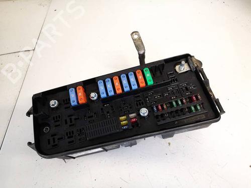 Used Fuse box OPEL SIGNUM Hatchback (Z03) 2.2 DTI (F48) (125 hp) 32590500