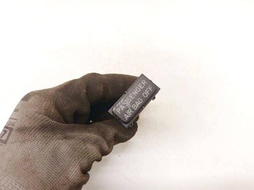 Switch VW GOLF V (1K1) 1.9 TDI | BP38006577I30 - Image 3
