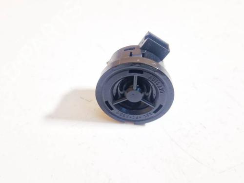 BP32563645E2 main image