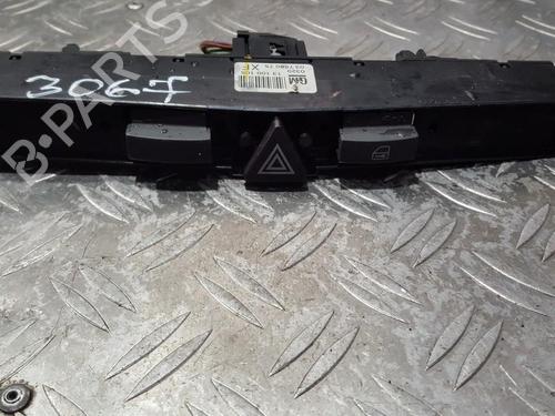 Used Warning switch Warning switch OPEL ASTRA H (A04) 1.3 CDTI (L48) (90 hp) 35656310 35656310