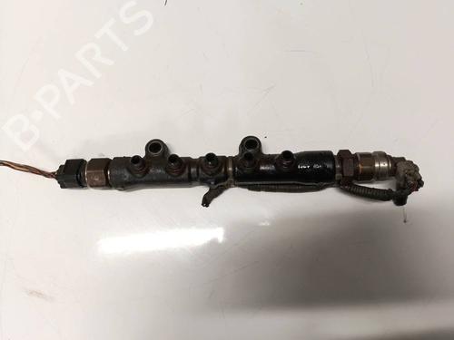 Used Injection rail Injection rail 34833776 34833776
