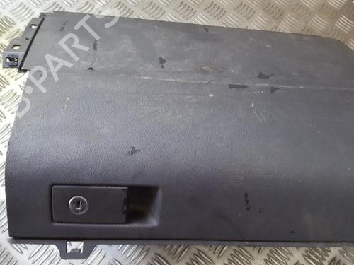 Used Glove box Glove box VW TOURAN (1T1, 1T2) 2.0 TDI (136 hp) 35678832 35678832