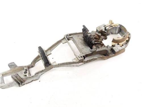 front-left-exterior-door-handle-vw-passat-b5-variant-3b5-1997-1998-1999-2000-2001-35271922 main image