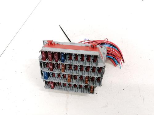 Used Fuse box Fuse box VOLVO S80 I (184) 2.5 TDI (140 hp) 33085128 33085128