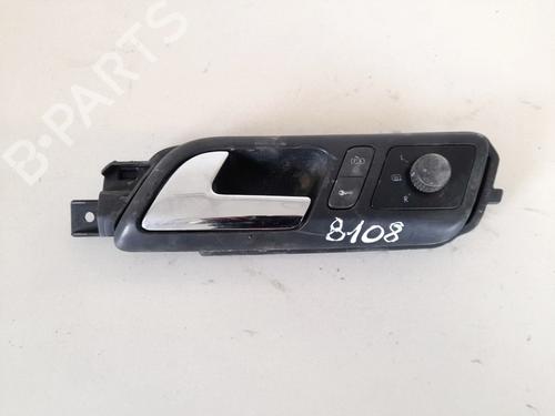 Used Front left interior door handle Front left interior door handle VW POLO IV (9N_, 9A_) 1.4 TDI (75 hp) 35391645 35391645