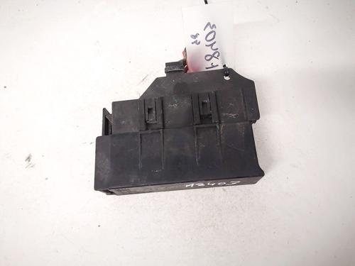 Used Fuse box Fuse box OPEL MERIVA A MPV (X03) 1.7 CDTI (E75) (100 hp) 32914837 32914837