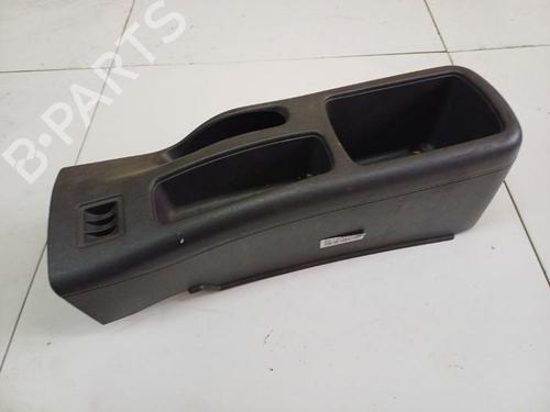 Console centrale Console centrale MITSUBISHI COLT V (CJ_, CP_) 1300 GL,GLX (CJ1A) (75 hp) 34924111 34924111