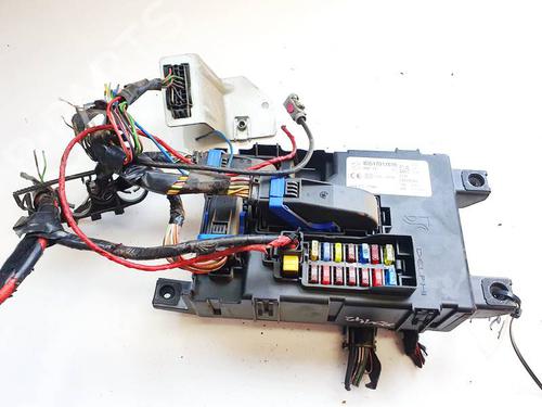 Used Fuse box Fuse box FIAT GRANDE PUNTO (199_) 1.2 (65 hp) 32949788 32949788