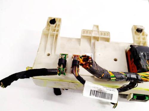 Fuse box VOLVO V50 (545) 2.0 D | BP38227623E1 - Image 3