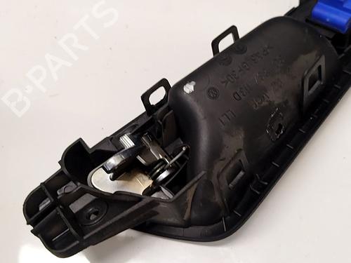 Front left interior door handle VW PASSAT B6 (3C2) 2.0 TDI | BP36586769I13 - Image 2