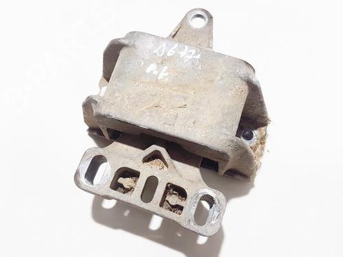 Used Engine mount Engine mount VW GOLF IV (1J1) 1.9 TDI (110 hp) 33082731 33082731