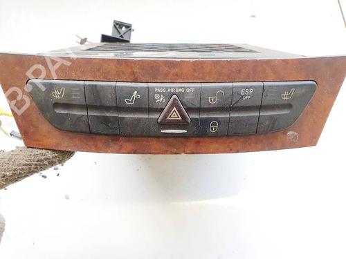 Used Warning switch Warning switch MERCEDES-BENZ CLS (C219) CLS 320 CDI (219.322) (224 hp) 35278742 35278742