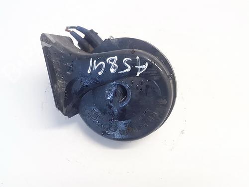 horn-audi-a3-8l1-1996-1997-1998-1999-2000-2001-2002-2003-2004-2005-2006-35877576 main image