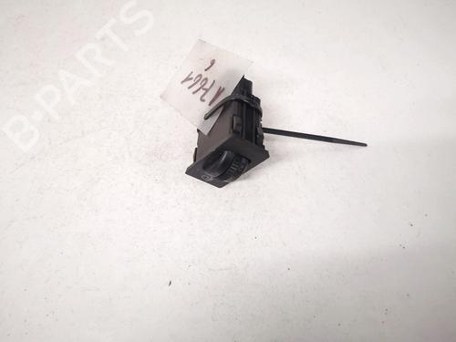 Comutador Comutador TOYOTA COROLLA Verso (ZER_, ZZE12_, R1_) 2.0 D-4D (CUR10_, CUR10R) (116 hp) 35448880 35448880