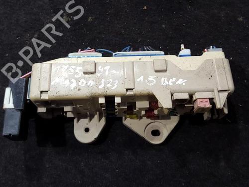 Used Fuse box Fuse box MAZDA 323 F VI Hatchback (BJ) 1.5 16V (BJ5W) (88 hp) 33483780 33483780