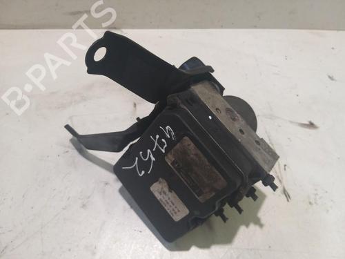 Used ABS pump ABS pump TOYOTA COROLLA Verso (ZER_, ZZE12_, R1_) 2.2 D-4D (AUR10_, AUR10R) (136 hp) 35846538 35846538